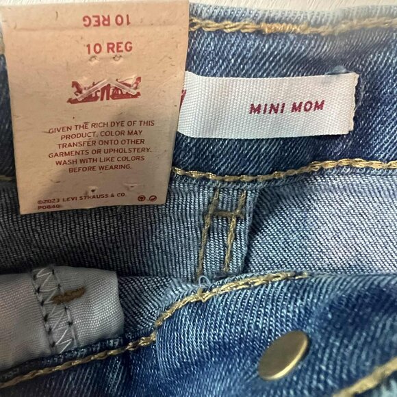 Levi’s Mini Mom Short – Girls’ Denim Shorts - Picture 7 of 7